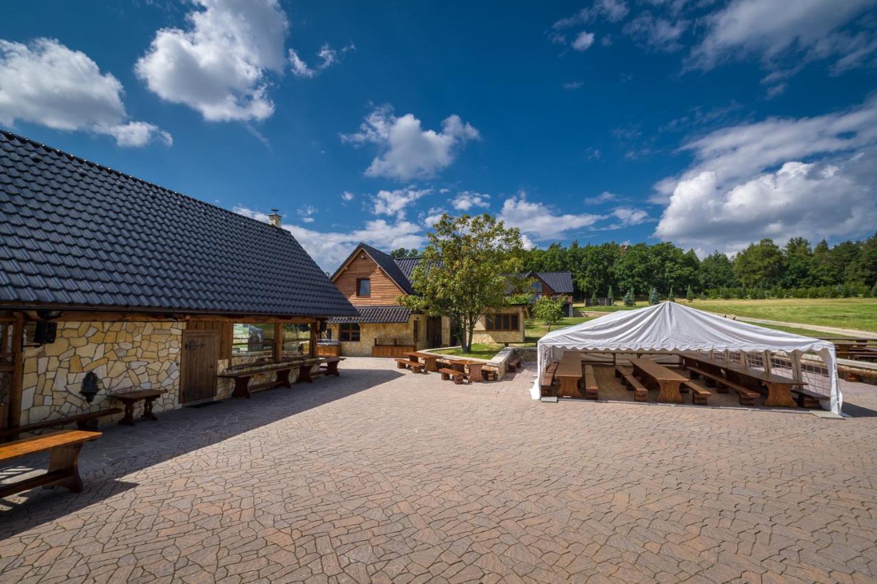Ranch Jestrebice Hotel Hermanicky Exterior photo